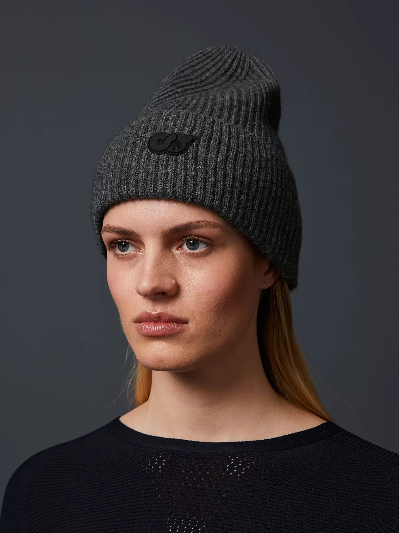 Damen AlphaTauri Gestrickte Beanie Aus Kaschmirmix